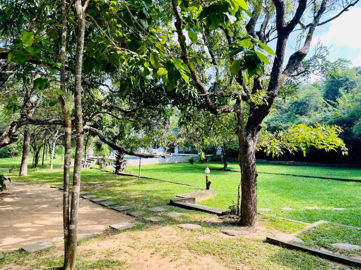 Hotel Sigiriya Kele Luaran gambar